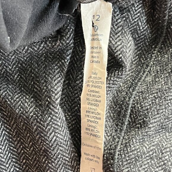 Lululemon Think Fast Pullover - Size 12 - Black Herringbone Pattern - Picture 5 of 5